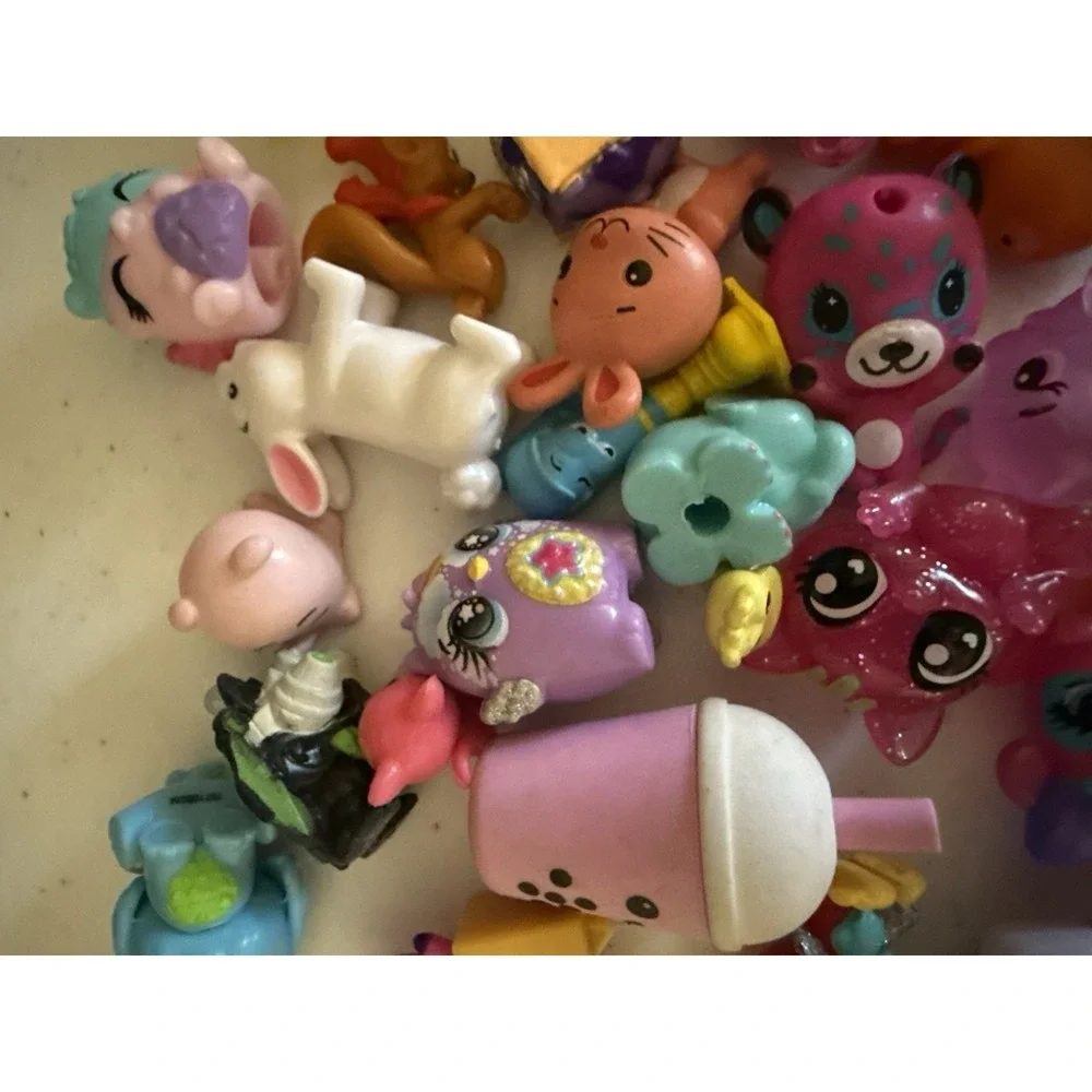 Hatchimals Mini Toy Figures Collectible Lot of Little Over 30 Pieces